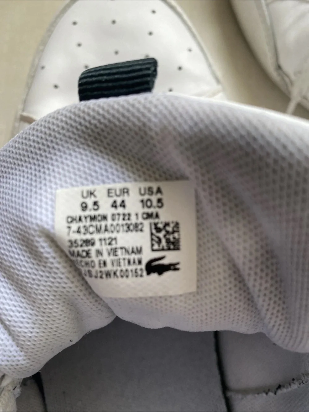 Lacoste Men 9.5 Shoes Chaymon 0722 1 White Green Leather Casual Sneakers